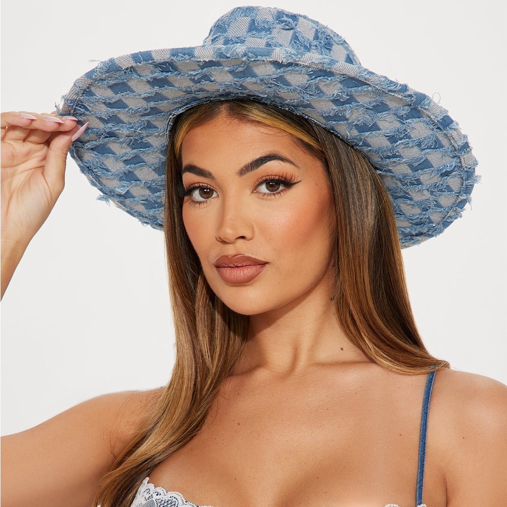 Light Blue Wide Brim Fringe Straw Hat - Women